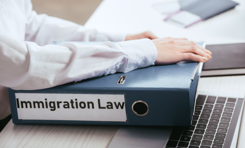 Tips for Choosing a Good Immigration Lawyer
