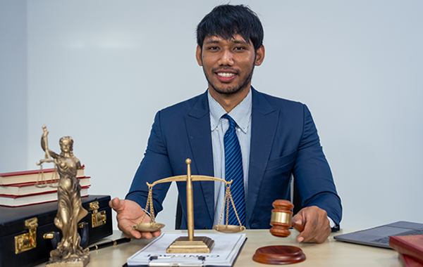 What Do Immigration Lawyers Do?